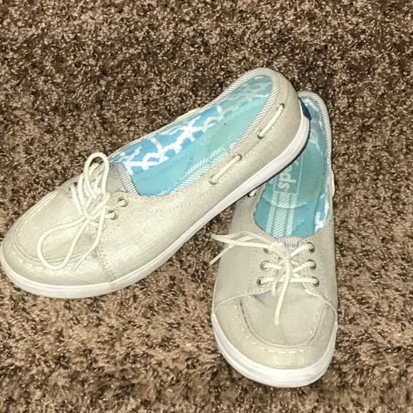 Shoes - Picture 1 of 1
